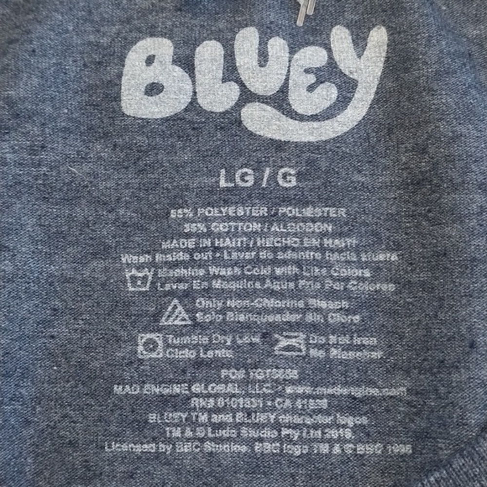 Bluey & Family NWT T-Shirt Men's Size Large Dark Gray Vibrant Graphics Unisex - Picture 6 of 6